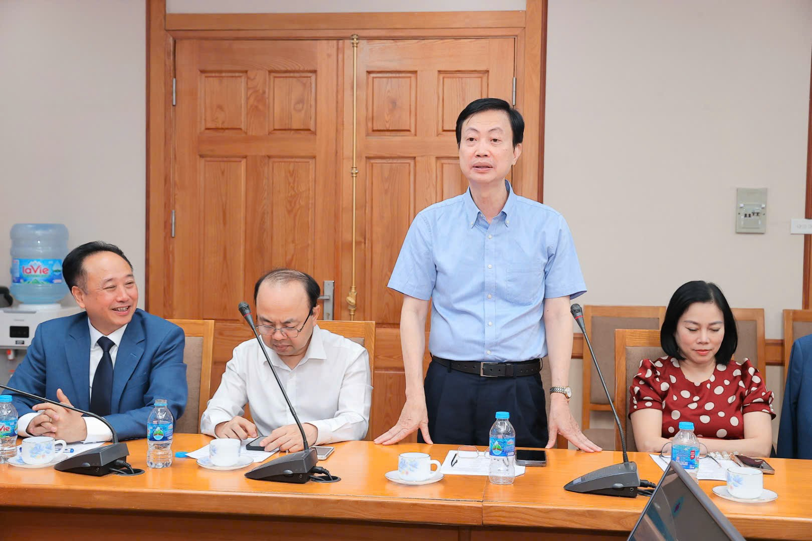 TTND.PGS.TS. Nguyễn Quang Bình, Phó Giám đốc Bệnh viện Răng Hàm Mặt TW Hà Nội phát biểu